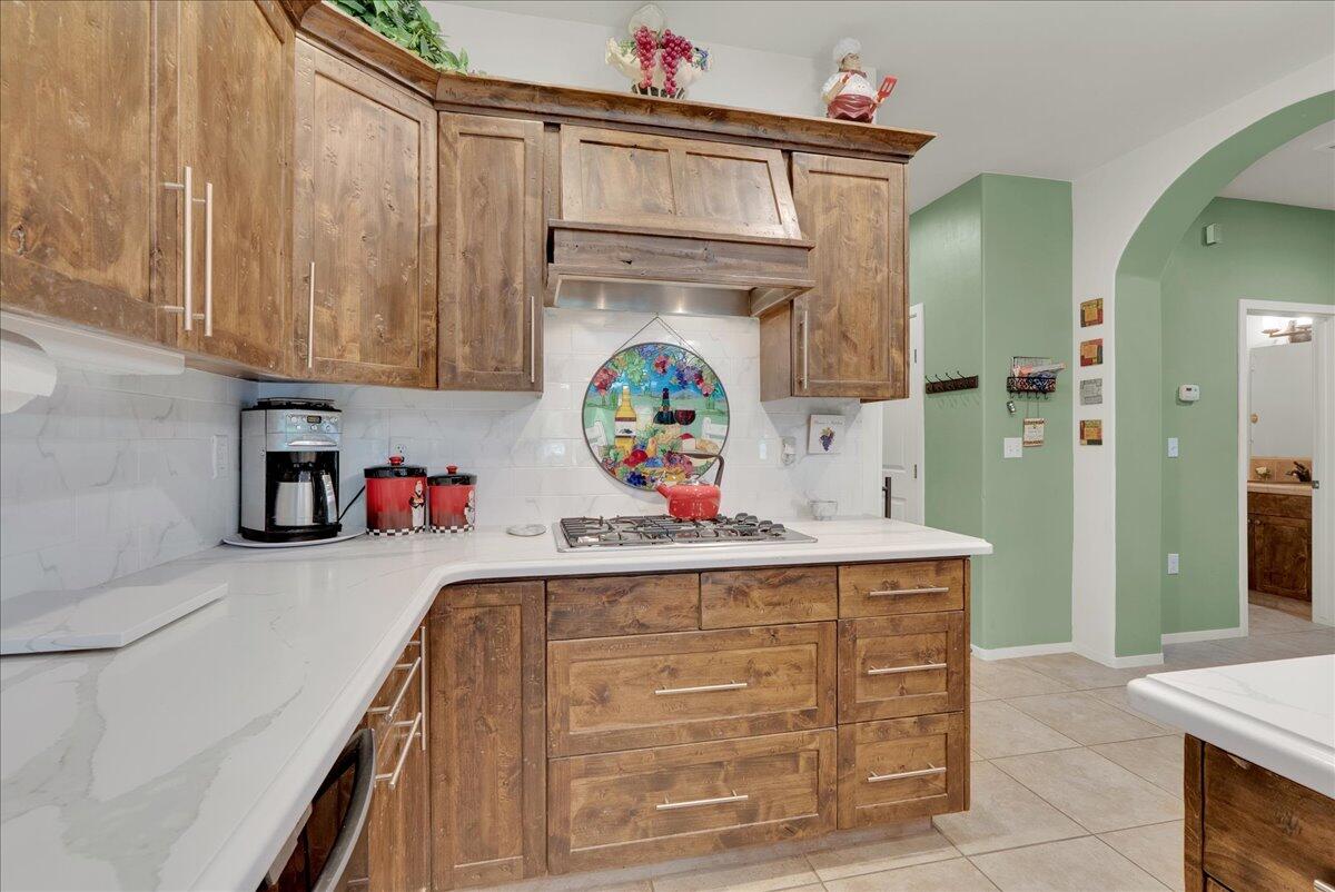 32815 Riverside Drive Springville, CA 93265 - Photo 33 of 84 Kitchen