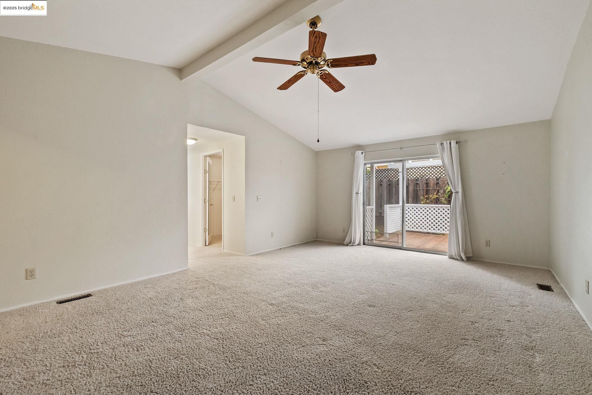 19560 River Birch Court, Unit 1 Sonora, CA 95370 - Photo 24 of 38 a view of empty room with ceiling fan