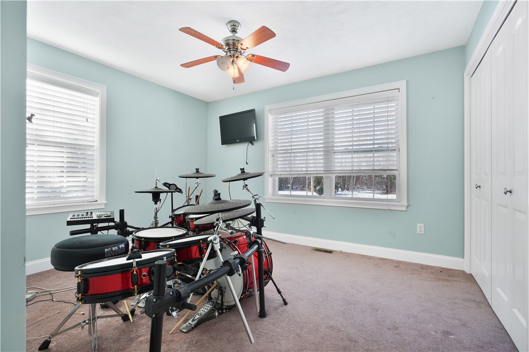 263 Plain Street Rehoboth, MA 02769 - Photo 19 of 29