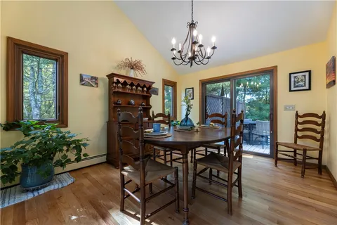 $849,900 | 8 Robin Drive, North Kingstown, RI 02852
