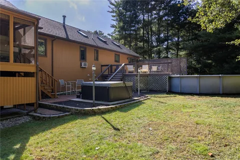 $849,900 | 8 Robin Drive, North Kingstown, RI 02852