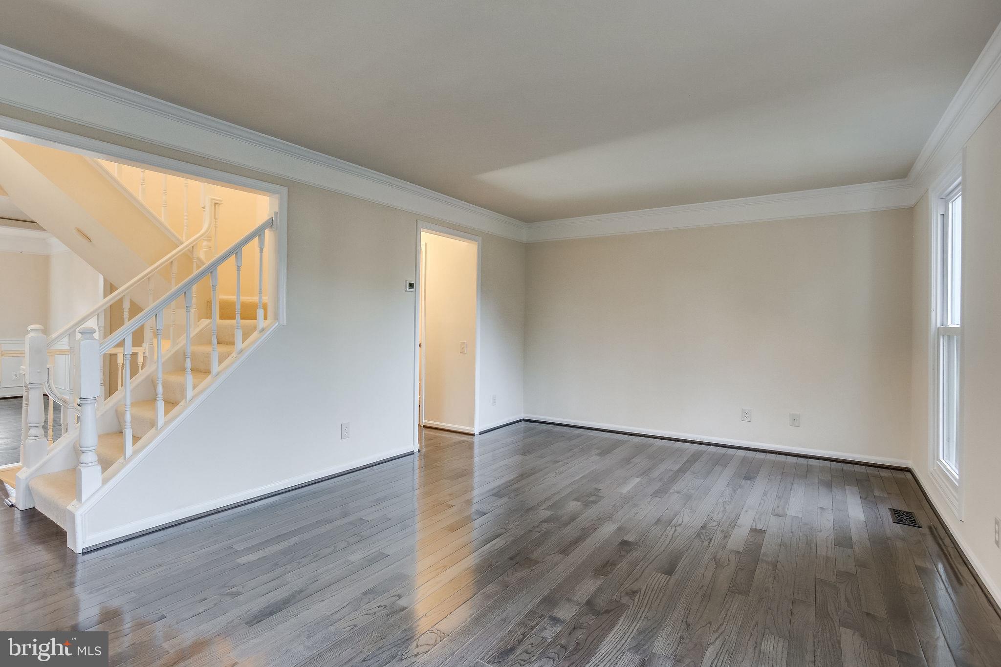 43840 Laburnum Square Ashburn, VA 20147 - Photo 12 of 68