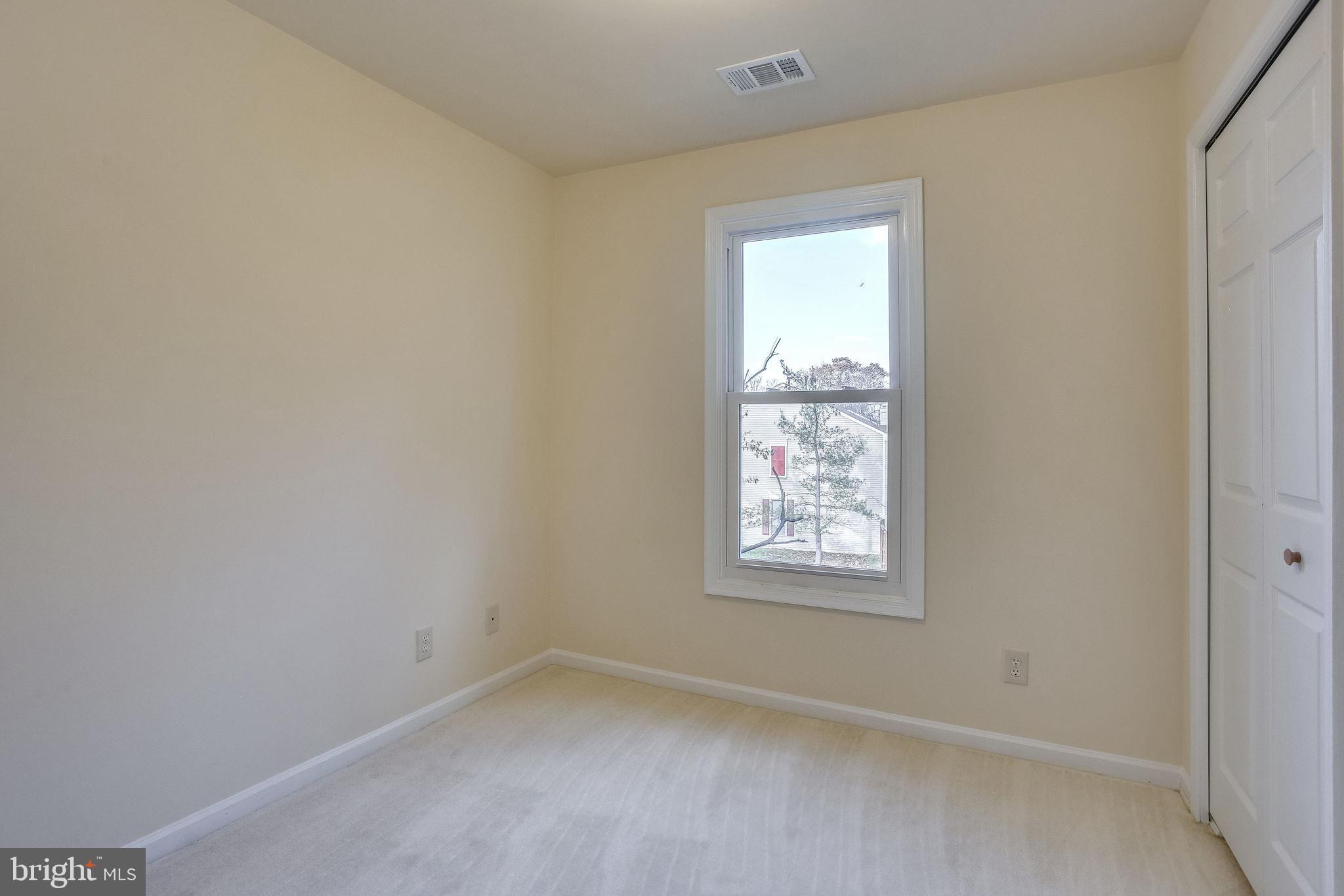 43840 Laburnum Square Ashburn, VA 20147 - Photo 34 of 68