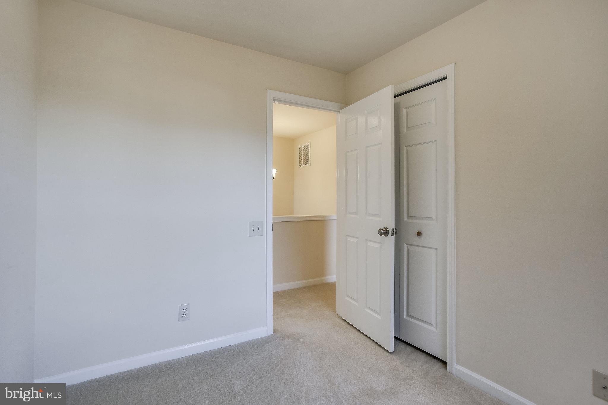 43840 Laburnum Square Ashburn, VA 20147 - Photo 38 of 68