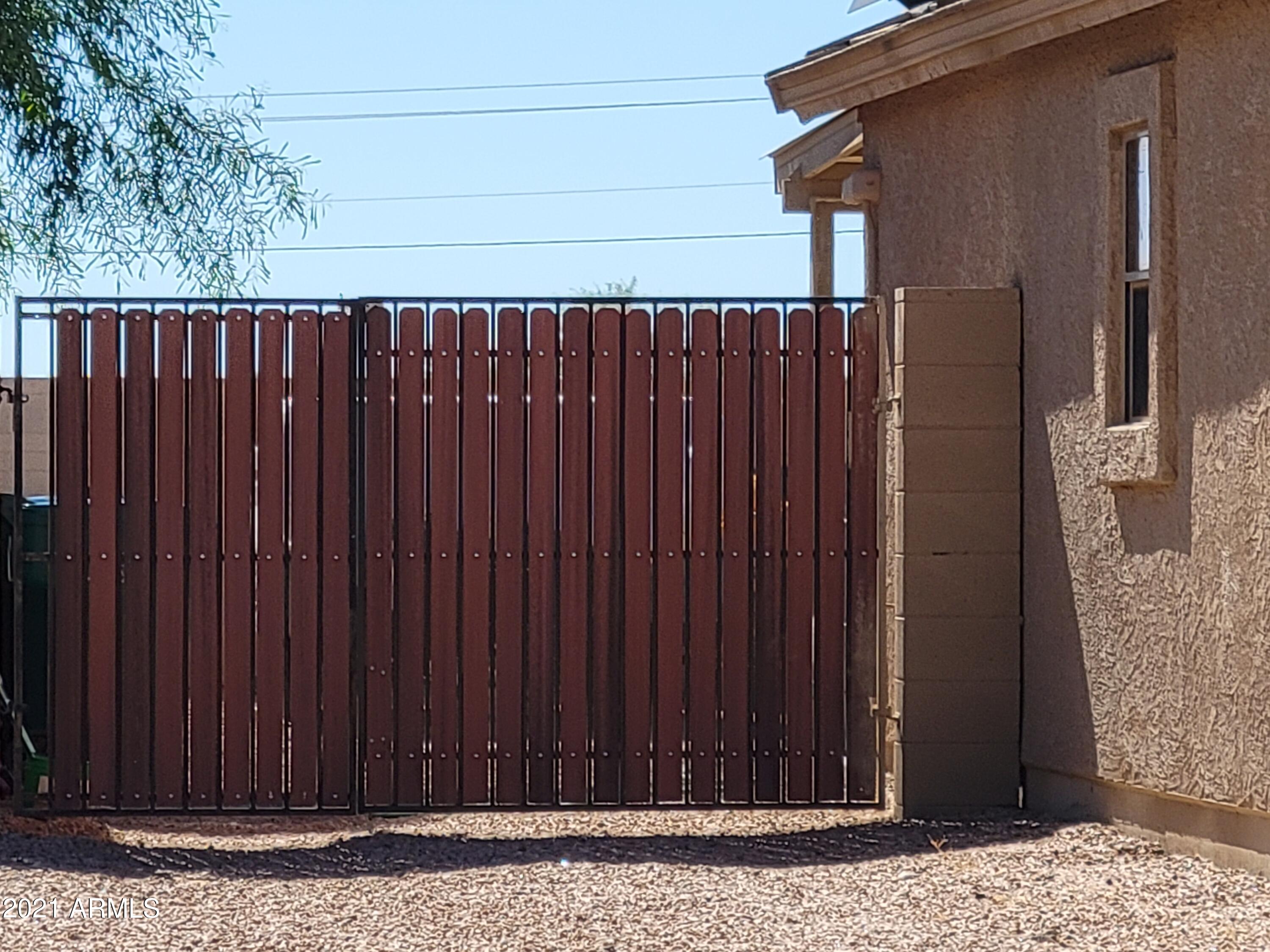 43945 West Cowpath Road Maricopa, AZ 85138 - Photo 4 of 24 8 foot Useable RV Gate