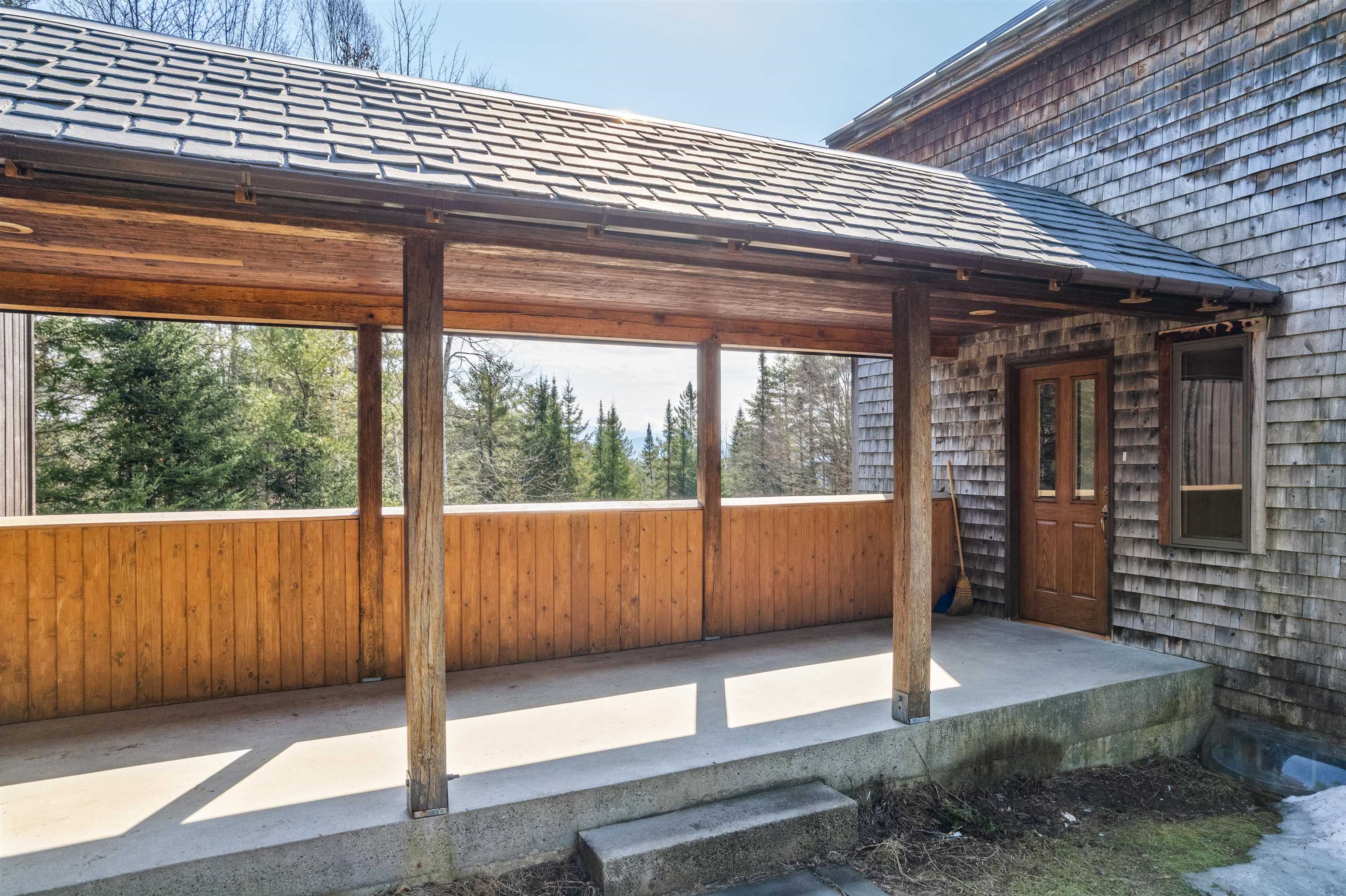 151 Southview Road Newbury, VT 05051 - Photo 4 of 40 Gallery Image 4
