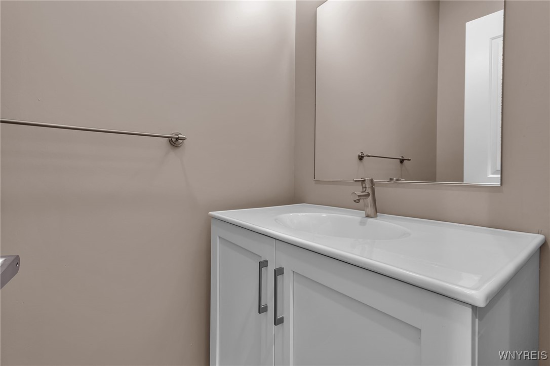 251 Main Street, Unit 100A Buffalo, NY 14203 - Photo 15 of 37