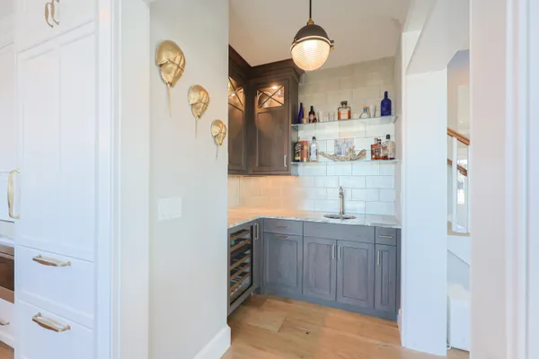 $9,500,000 | 18 Strandway, West Harwich, MA 02671