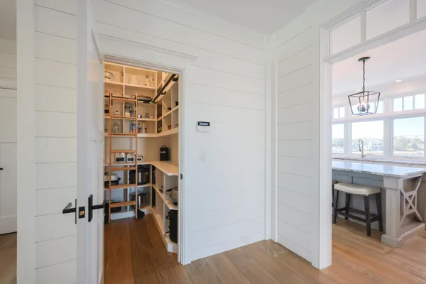 $9,500,000 | 18 Strandway, West Harwich, MA 02671