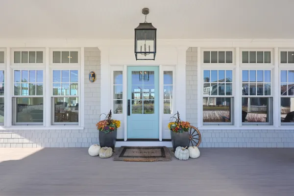 $9,500,000 | 18 Strandway, West Harwich, MA 02671