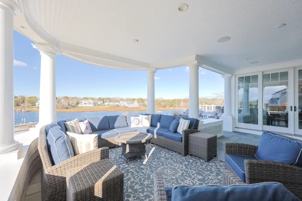$9,500,000 | 18 Strandway, West Harwich, MA 02671