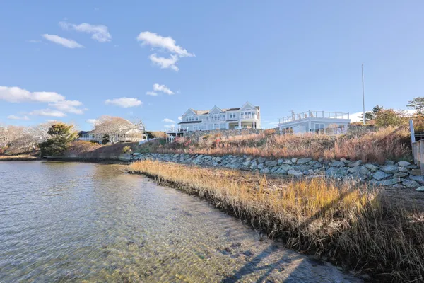 $9,500,000 | 18 Strandway, West Harwich, MA 02671