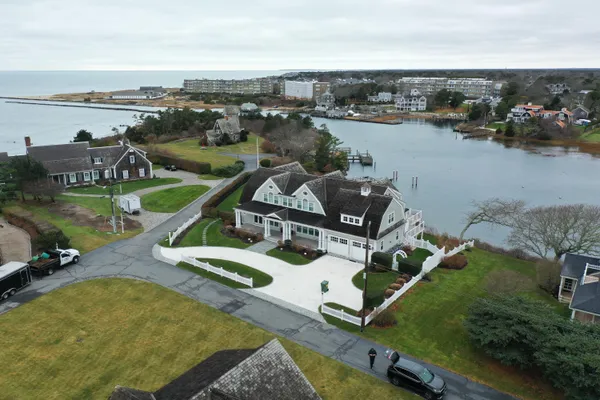 $9,500,000 | 18 Strandway, West Harwich, MA 02671