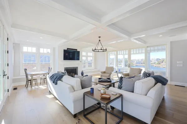 $9,500,000 | 18 Strandway, West Harwich, MA 02671