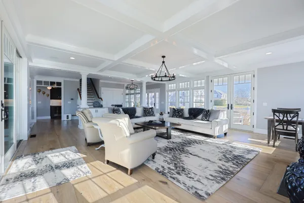 $9,500,000 | 18 Strandway, West Harwich, MA 02671