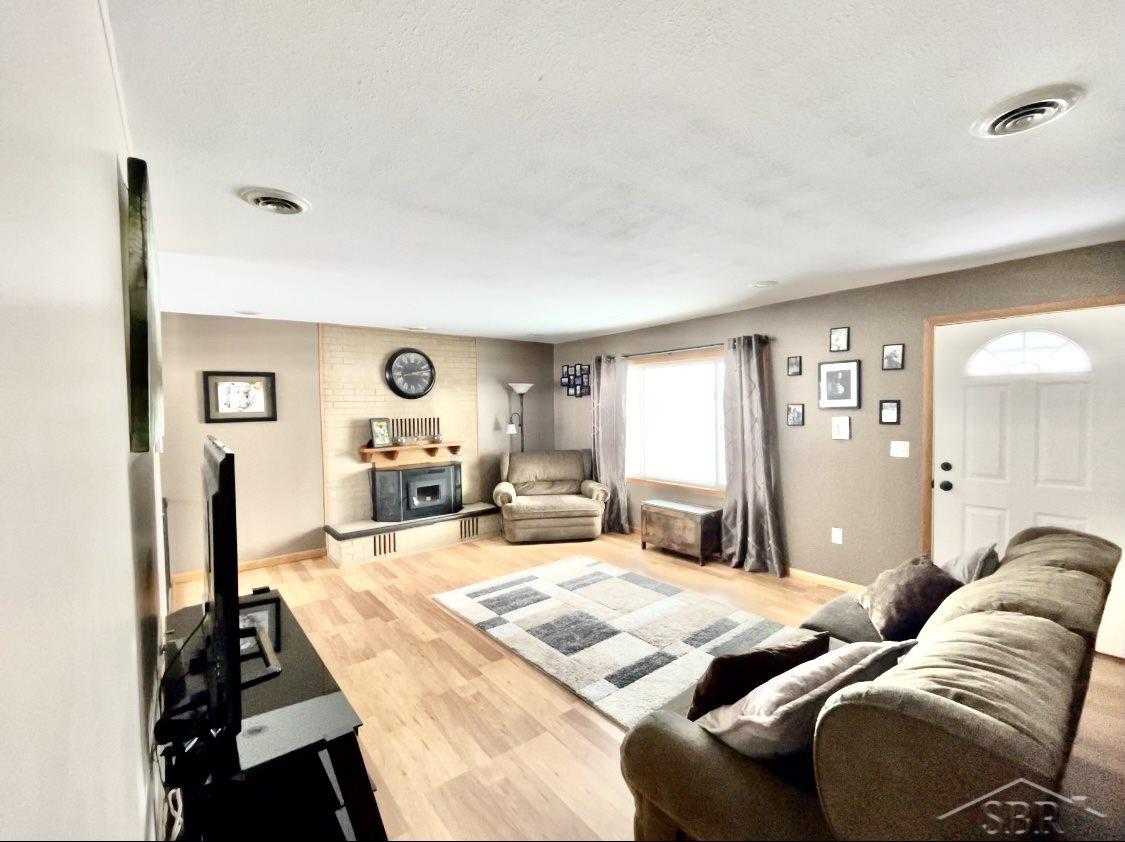 2527 East Brooks Road Midland, MI 48640 - Photo 12 of 37 50034151-11.JPG