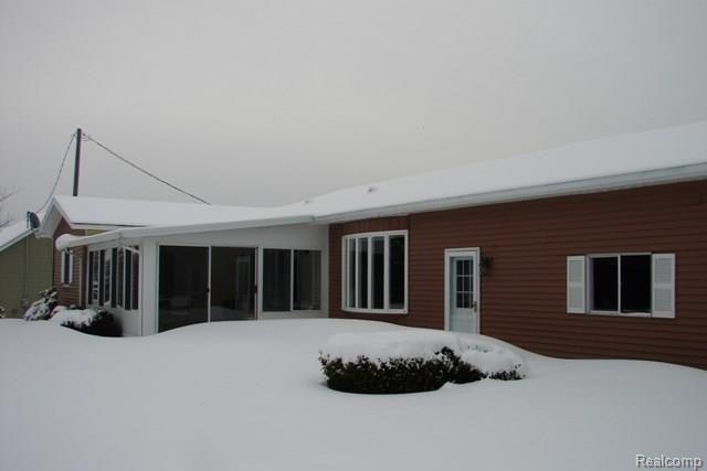 1426 Pebble Creek Road Metamora, MI 48455 - Photo 23 of 24 Florida Room in back.jpg