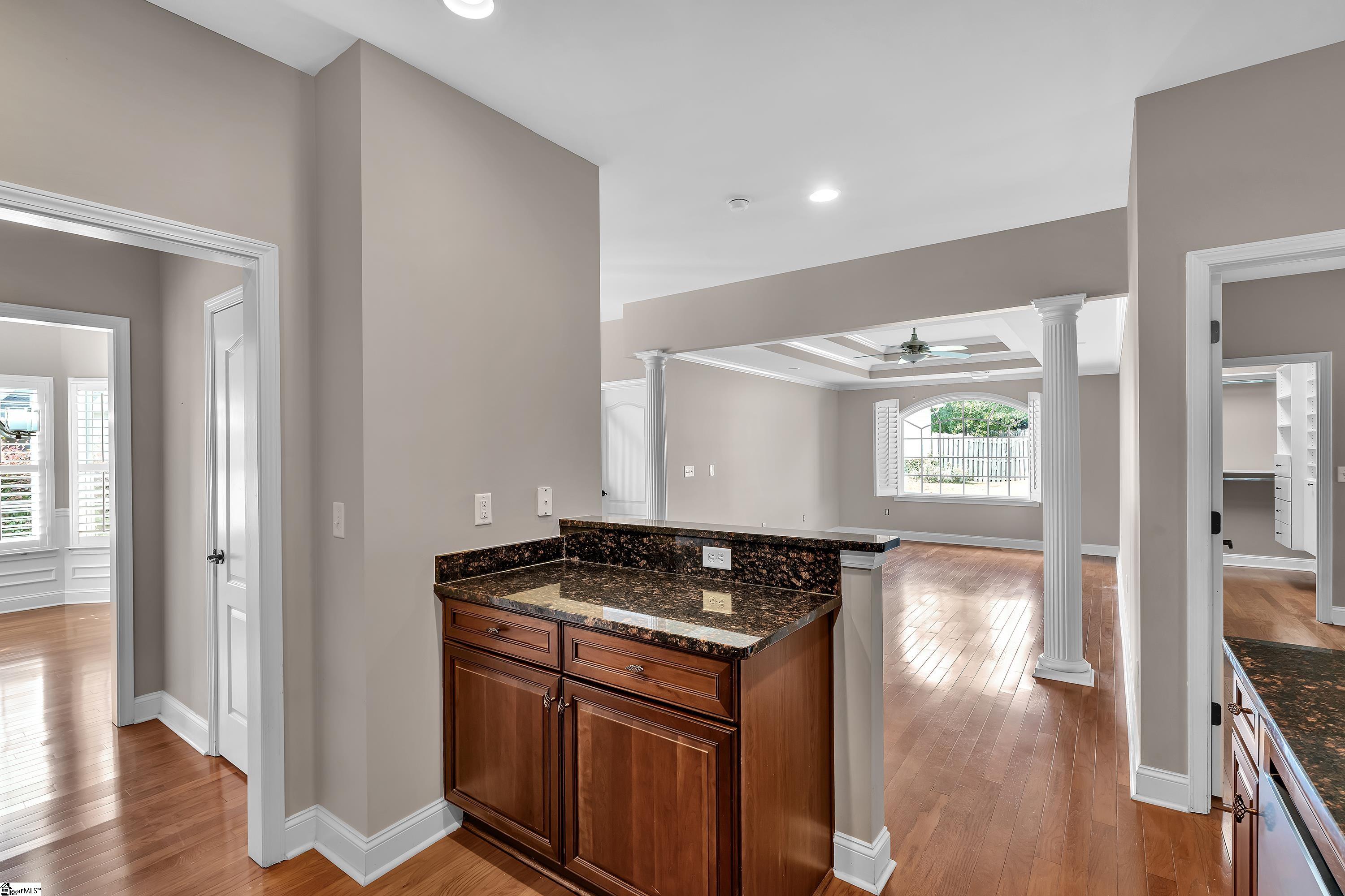 40 Barnwood Circle Greenville, SC 29607 - Photo 8 of 36
