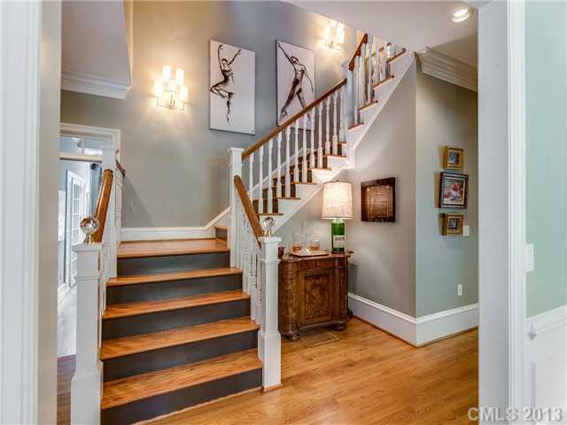 812 Queens Road Charlotte, NC 28207 - Photo 3 of 16 Gallery Image 3