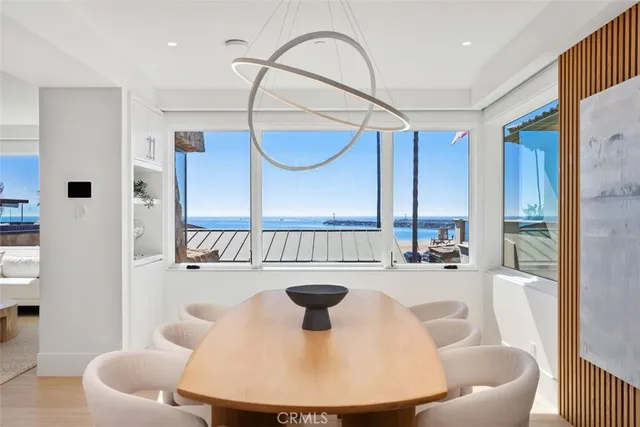 $6,995,000 | 3130 Breakers Drive, Corona del Mar, CA 92625