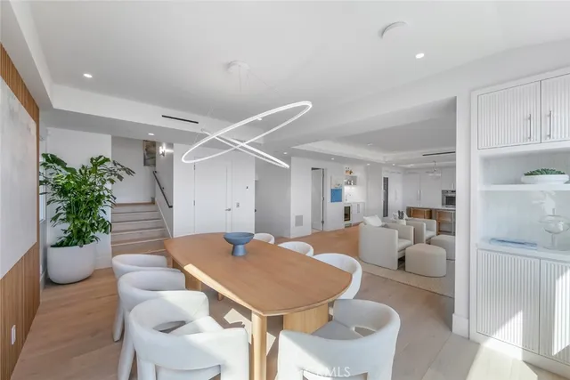 $6,995,000 | 3130 Breakers Drive, Corona del Mar, CA 92625