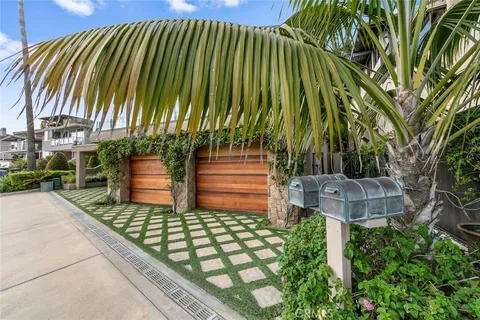 $7,195,000 | 3130 Breakers Drive, Corona del Mar, CA 92625