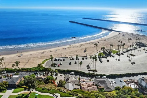 $7,195,000 | 3130 Breakers Drive, Corona del Mar, CA 92625