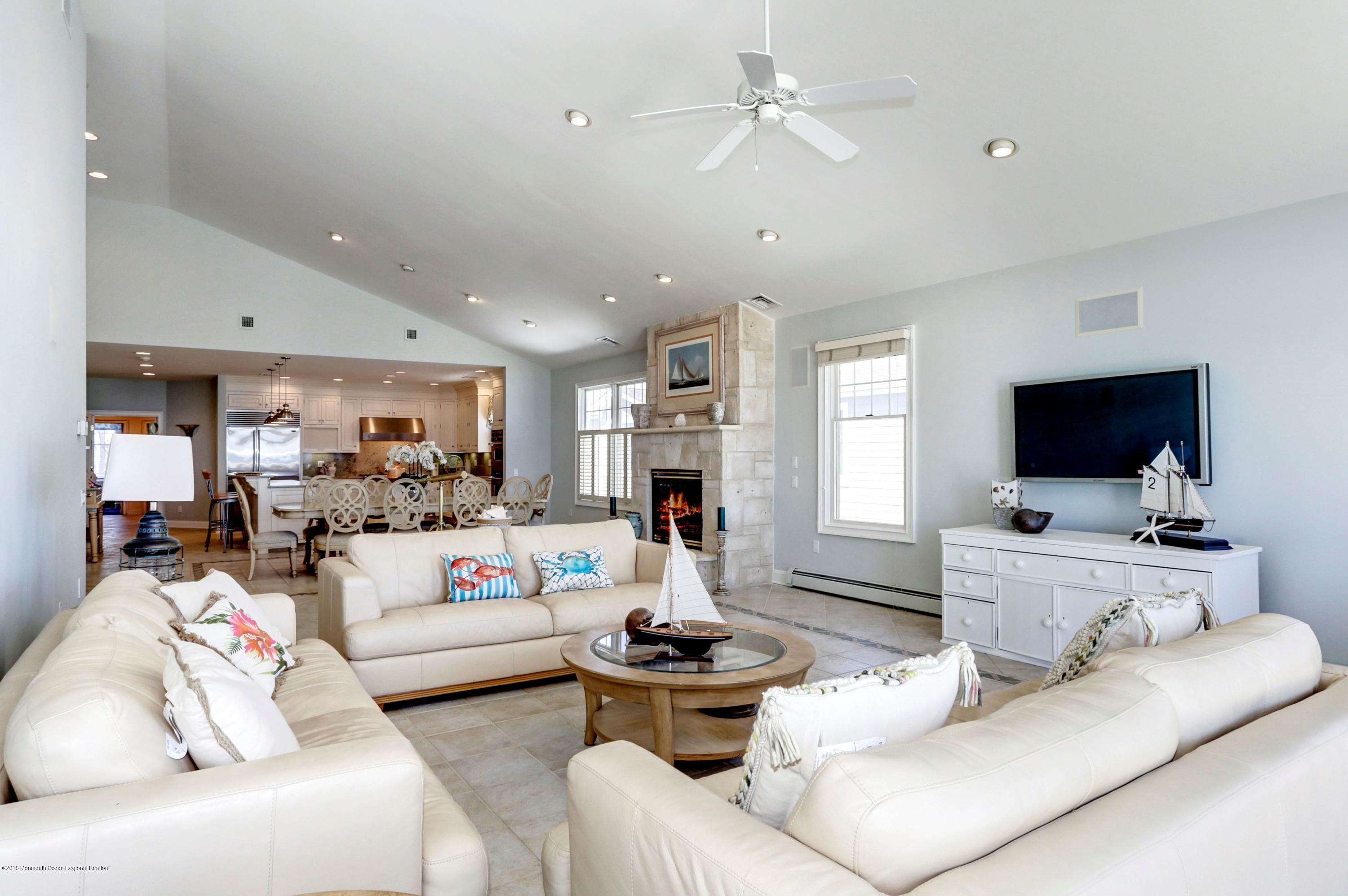 233 Beach Front, Unit 3 Manasquan, NJ 08736 - Photo 11 of 43 living room6