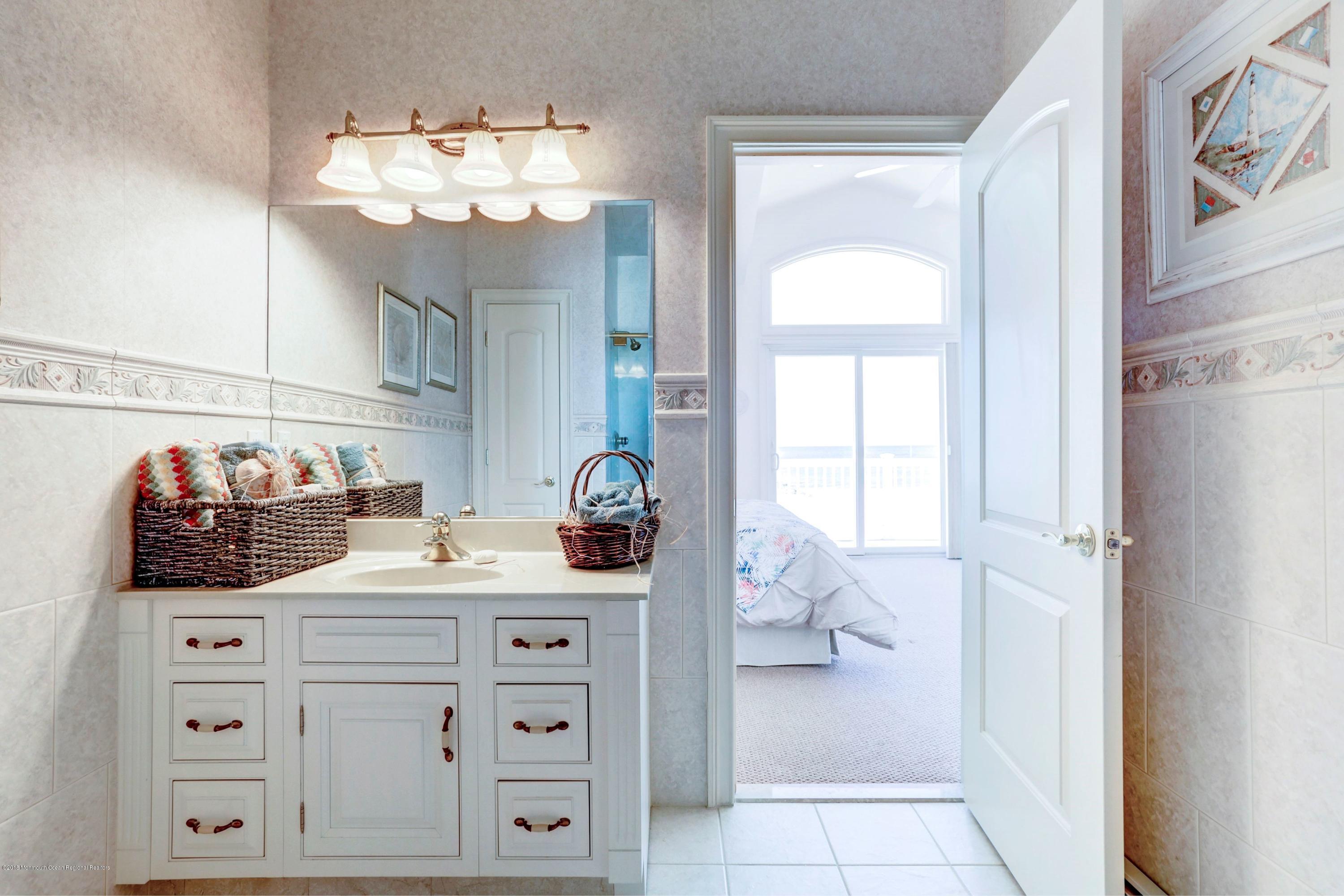 233 Beach Front, Unit 3 Manasquan, NJ 08736 - Photo 26 of 43 masterbath2