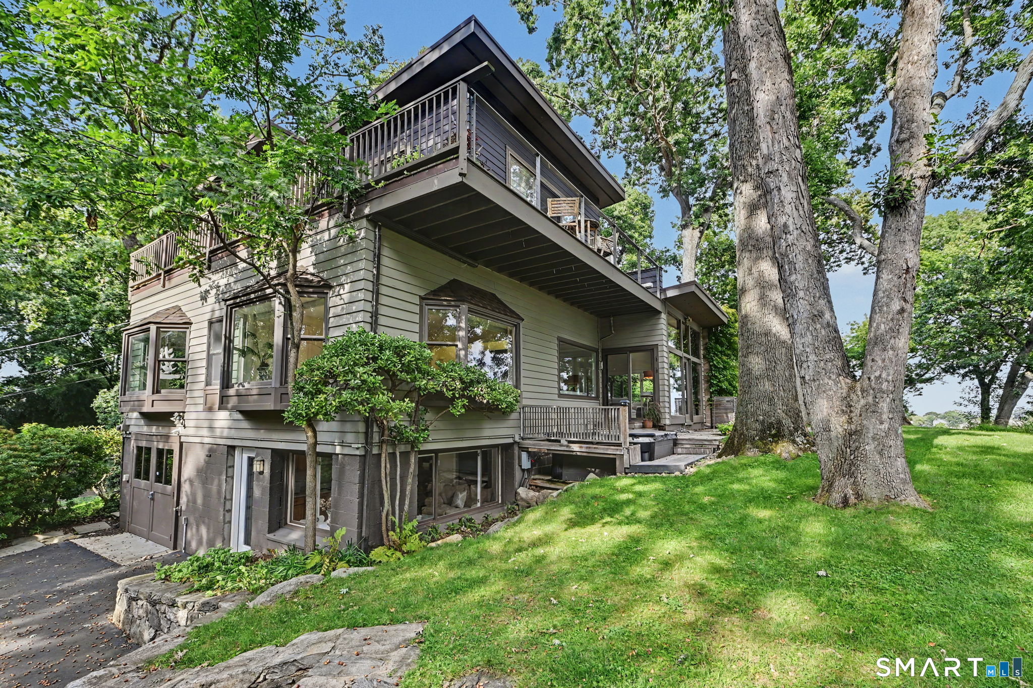31 Splitrock Road Norwalk, CT 06854 - Photo 38 of 40 Gallery Image 38