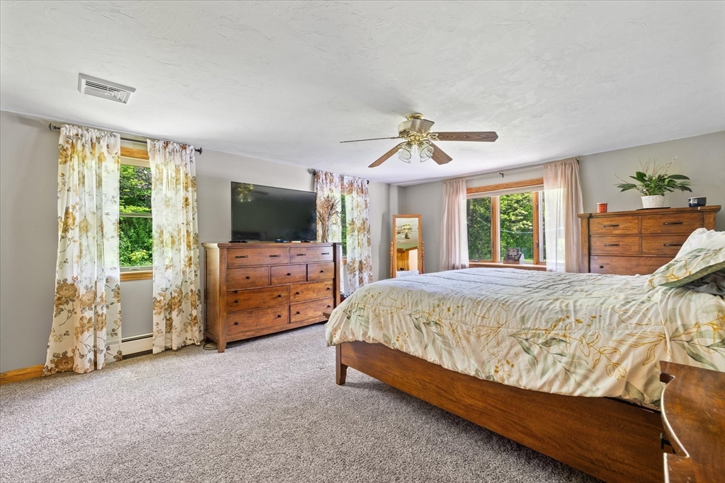 24 Oxford Road Charlton, MA 01507 - Photo 15 of 24 Gallery Image 15