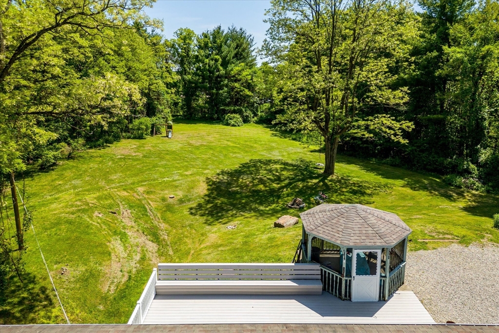 24 Oxford Road Charlton, MA 01507 - Photo 5 of 24 Gallery Image 5
