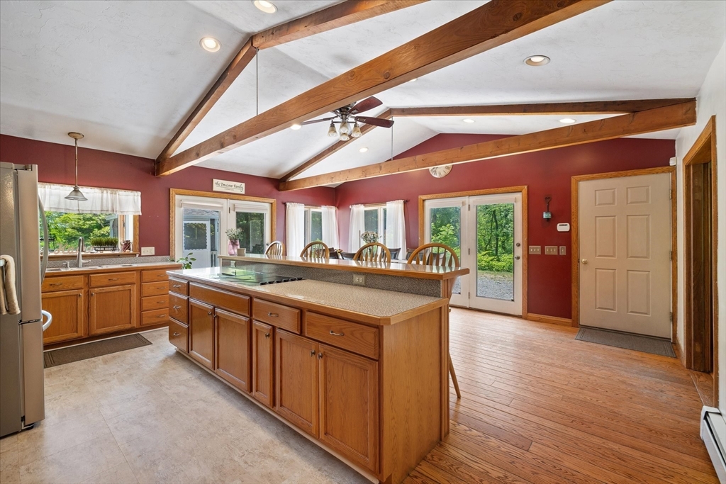 24 Oxford Road Charlton, MA 01507 - Photo 10 of 24 Gallery Image 10