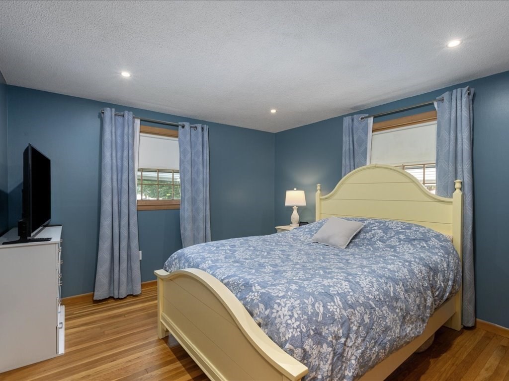3 Michael Road Dracut, MA 01826 - Photo 13 of 33 Gallery Image 13