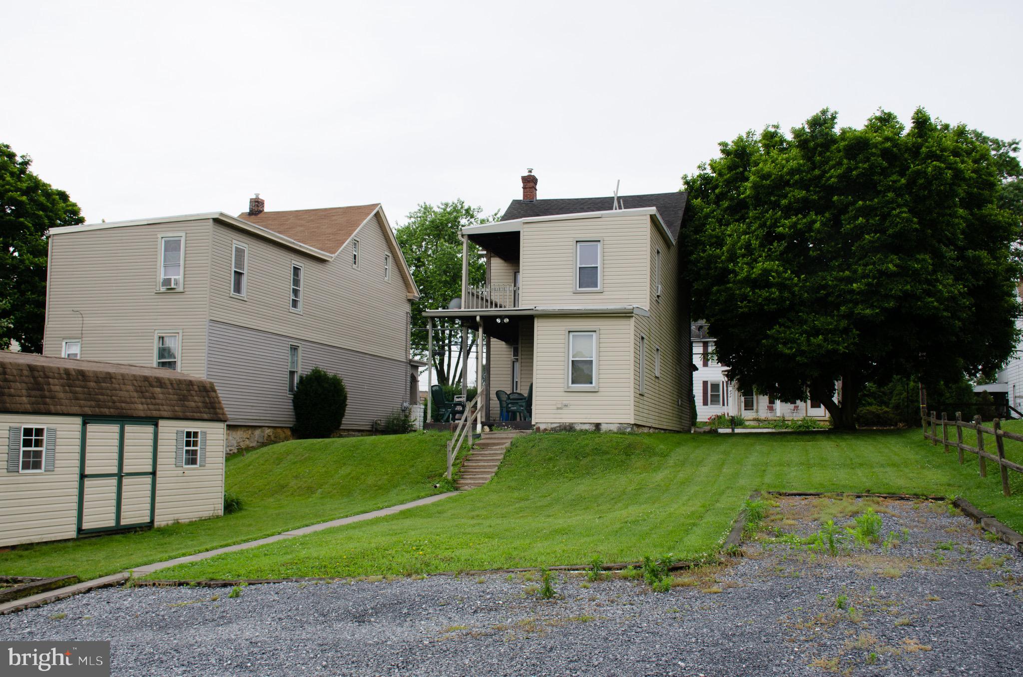826 Cornwall Road Lebanon, PA 17042 - Photo 3 of 15 Gallery Image 3