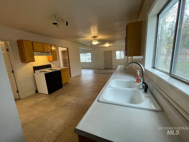 $195,000 | 920 Pine Street, Potlatch, ID 83855