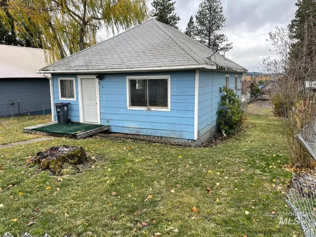 $195,000 | 920 Pine Street, Potlatch, ID 83855