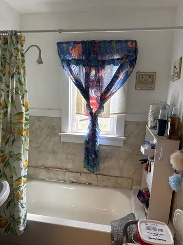 $104,999 | 312-314 South Evergreen Avenue, Kankakee, IL 60901