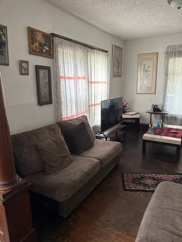 $104,999 | 312-314 South Evergreen Avenue, Kankakee, IL 60901