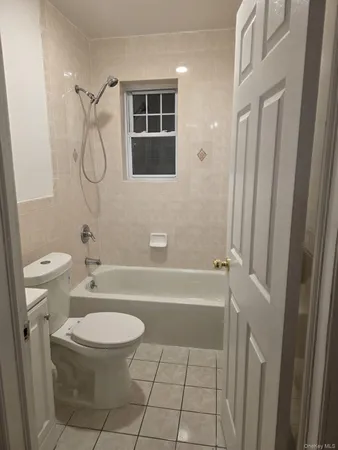 $3,058 | 400 Crescent Street, Unit 1 2 3 | City Line