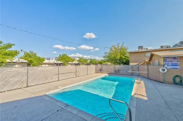 $775 | 3821 Daisy Street, Unit 31, Las Vegas, NV 89119