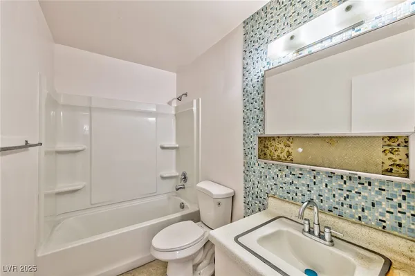 $775 | 3821 Daisy Street, Unit 31, Las Vegas, NV 89119