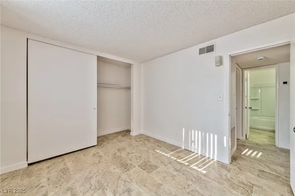 $775 | 3821 Daisy Street, Unit 31, Las Vegas, NV 89119