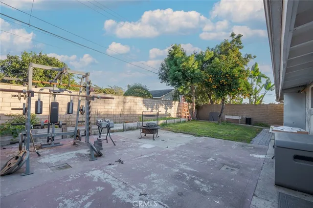 $985,000 | 225 South Poinsettia Drive, Orange, CA 92868