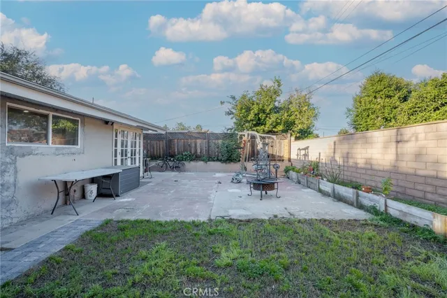 $985,000 | 225 South Poinsettia Drive, Orange, CA 92868