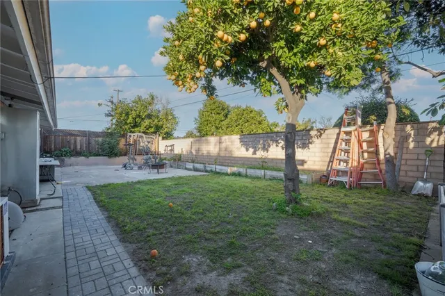 $985,000 | 225 South Poinsettia Drive, Orange, CA 92868