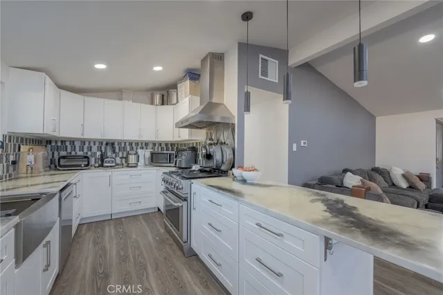 $985,000 | 225 South Poinsettia Drive, Orange, CA 92868