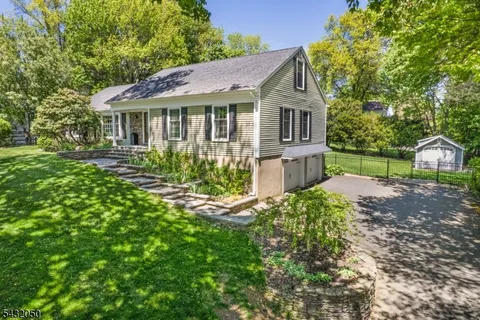 $799,000 | 3 Aspen Drive, Chester, NJ 07930