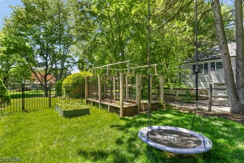$799,000 | 3 Aspen Drive, Chester, NJ 07930