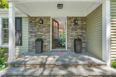 $799,000 | 3 Aspen Drive, Chester, NJ 07930